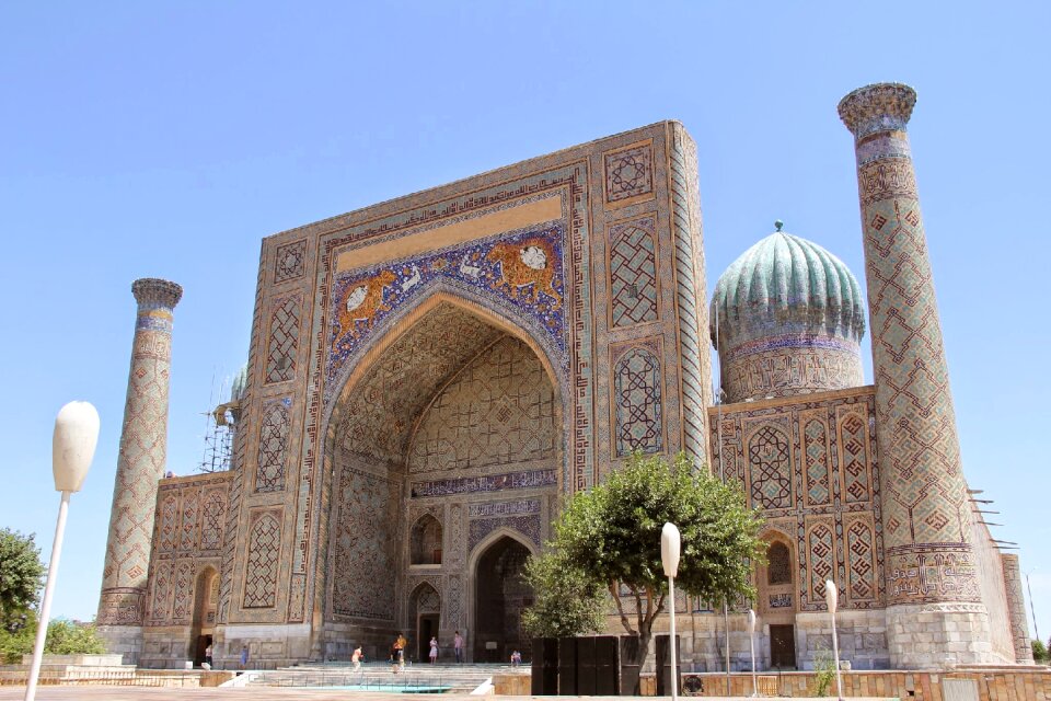 Registan registan square blue capital