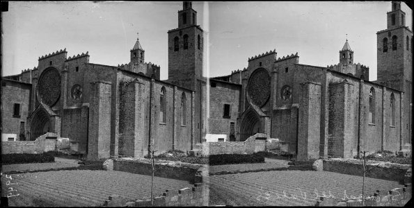 Façana principal del monestir de Sant Cugat (AFCEC BORDAS D 2949)
