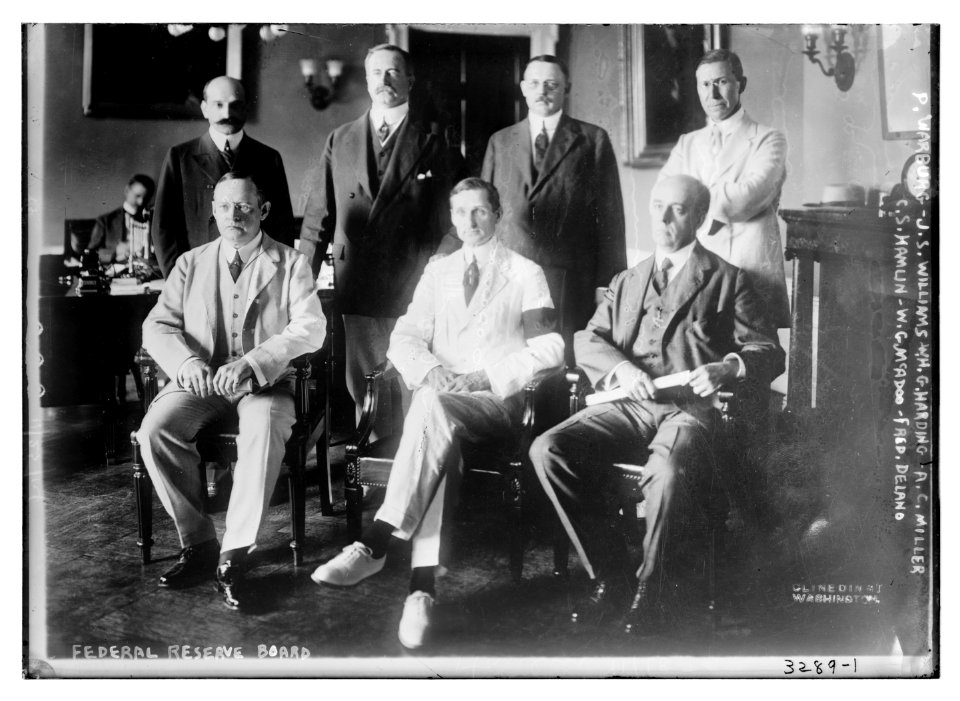 Federal Reserve Board- P. Warburg, J.S. Williams, W.H.G. Harding, A.C. Miller, C.S. Hamlin, W.G. McAdoo, Fred. Delano LCCN2014698007