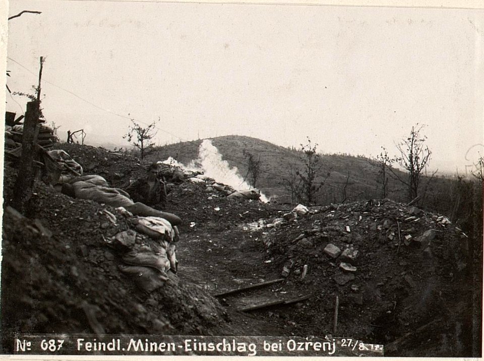 Feindl. Mineneinschlag bei Ozrenj. 27.8.17. (BildID 15600017)