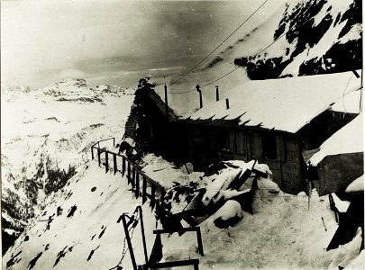 Feindliches Barackenlager auf Col di Lana. (BildID 15416780)