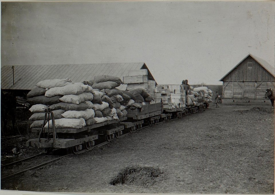 Feldbahn, Transport von Verpflegsartikeln (BildID 15442062)