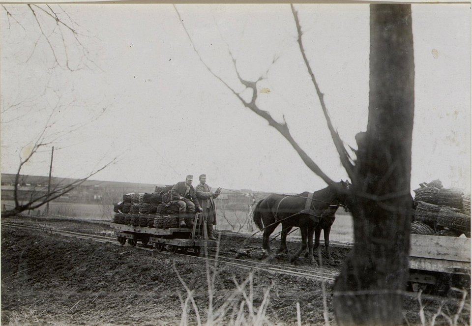 Feldbahn, Transport von Stacheldraht (BildID 15442048)