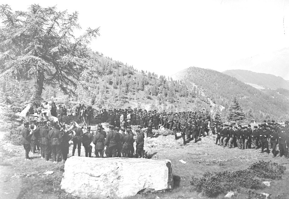Feldgottesdienst des Regiments auf der Alp - CH-BAR - 3239861