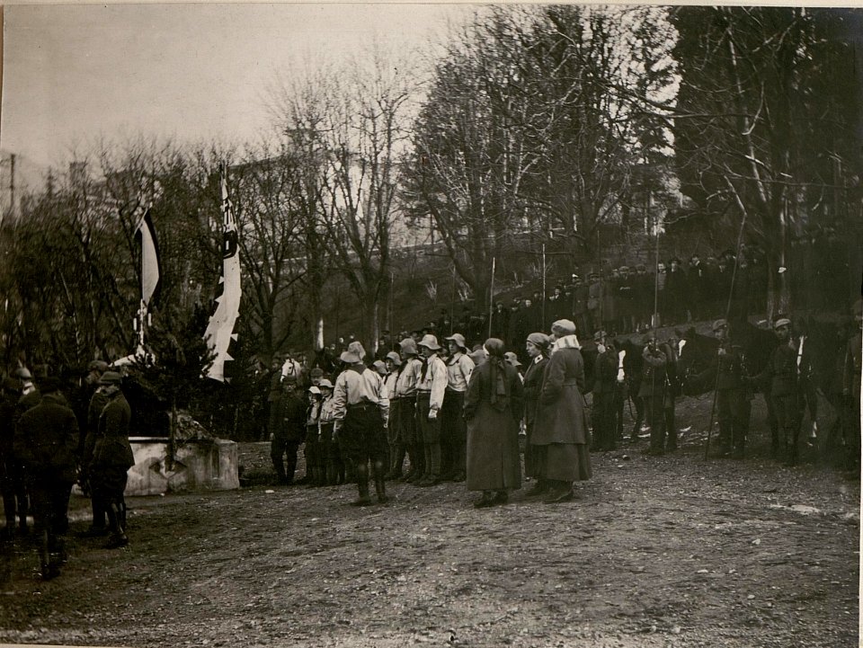 Feldgottesdienst anlässlich des Geburtsfestes Kaiser Wilhelms. (27.II.1918.) (BildID 15510453)