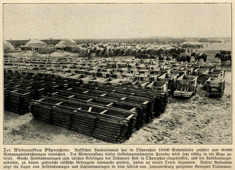 Feldbahnwagen und Gleisjoche in dem südlich von Johannisburg gelegenen Grenzort Dlottowen (Dłutowo,Pisz), 1915