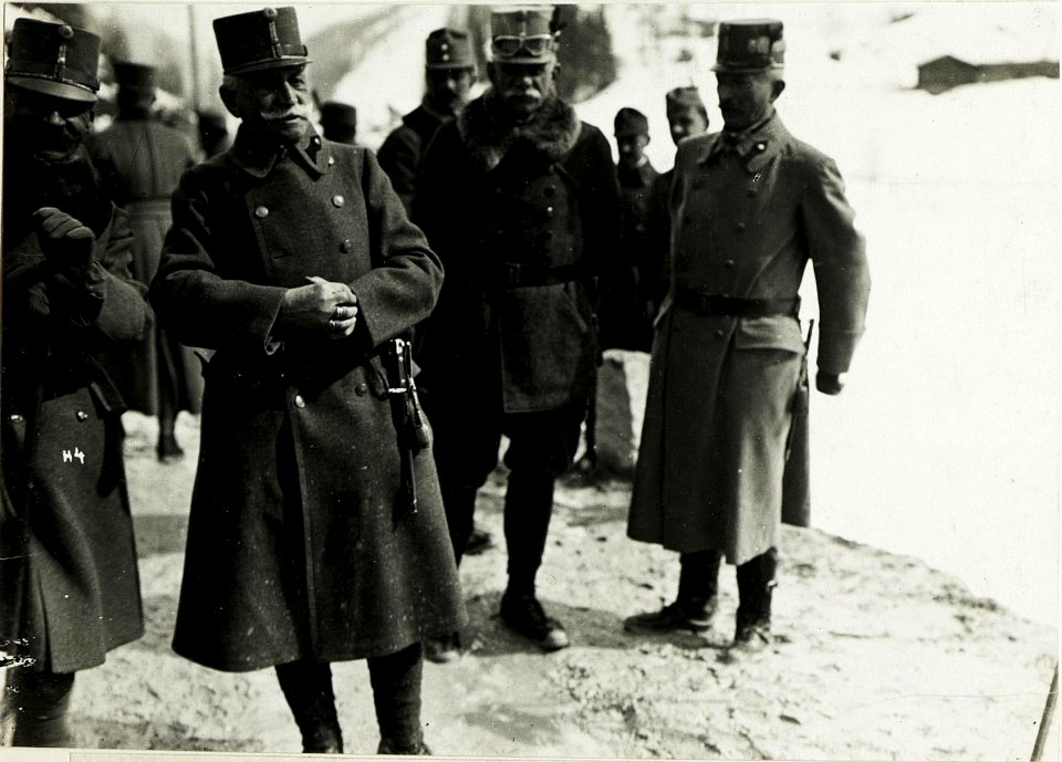 Feldmarschall Conrad von Hötzendorf, Generalmajor Müller, General der Infanterie Exzellenz von Roth. (BildID 15588812)