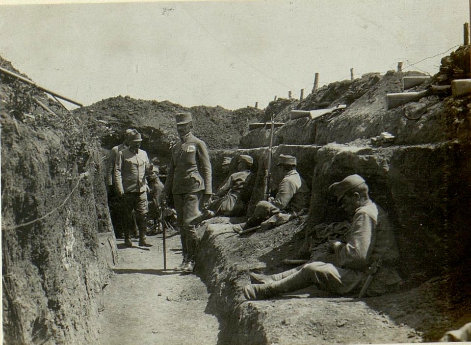 Feldmarschalleutnant Hofmann bei LIR.19 (BildID 15527457)