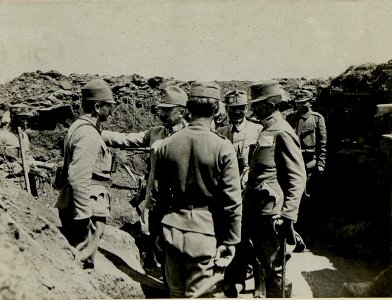 Feldmarschalleutnant Hofmann bei LIR.19 (BildID 15527422)