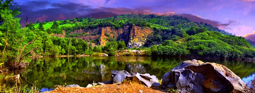 Rock soi ball scenery