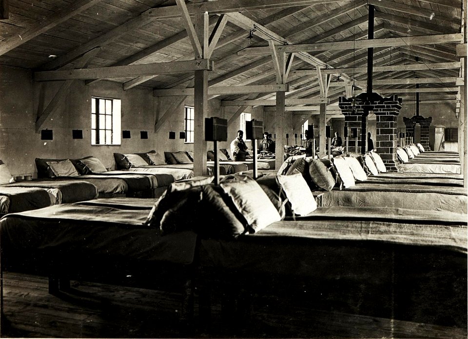 Feldspital 2-16 in Prvacina, Krankenhalle, 10.5.1916. (BildID 15594803)