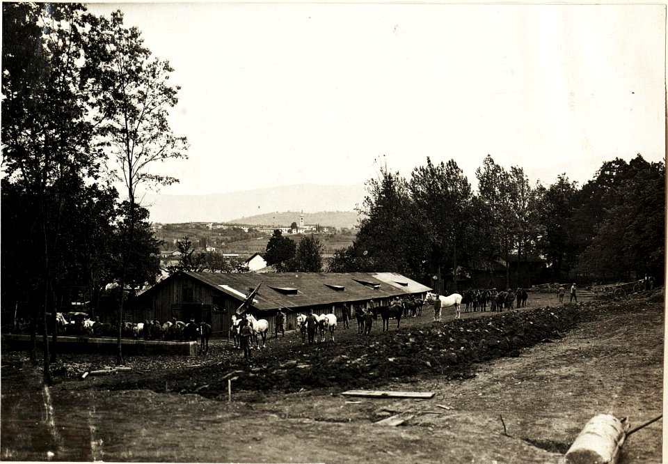 Feldspital 2-16 in Prvacina, Trainbaracke, 10.5.1916. (BildID 15594824)