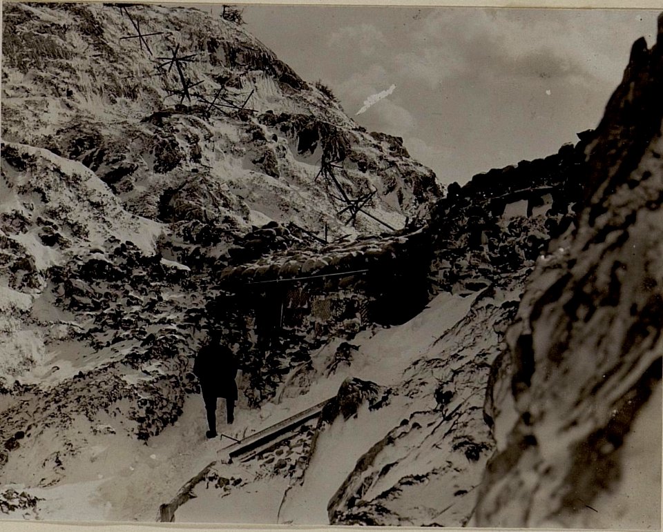 Feldwache am Kameelrücken. (BildID 15482370)