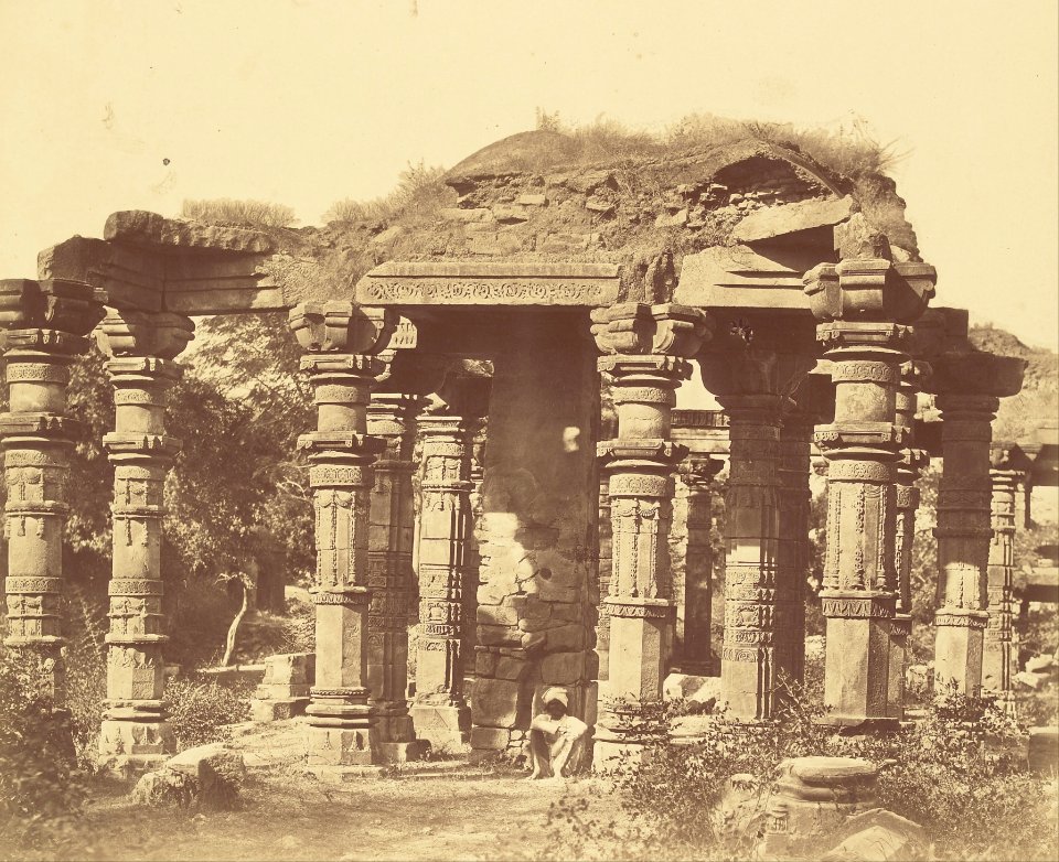 Felice Beato (British, born Italy - (Exterior of the Hindu Temple in Kootub) - Google Art Project