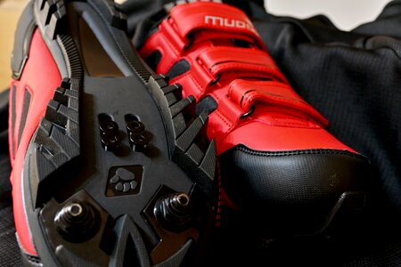 Sports cycling spikes
