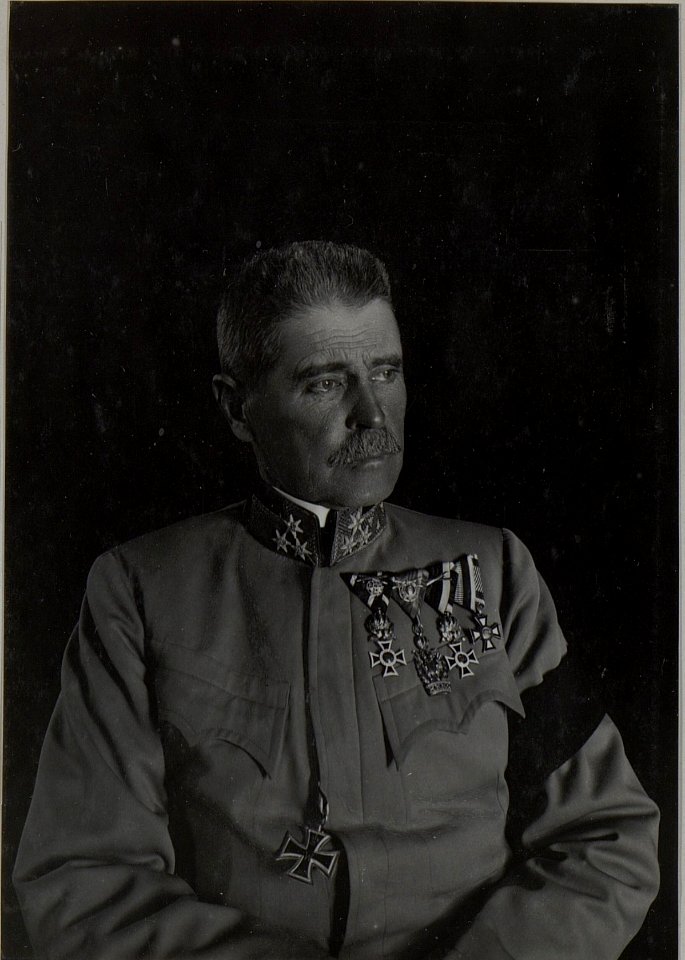 Feldzeugmeister v.Benigni in Bereck, Mai 1917 (BildID 15455492)