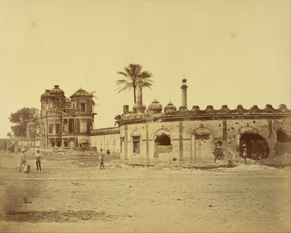 Felice Beato (British, born Italy - (Exterior of The Secundra Bagh) - Google Art Project