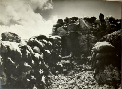 Feldwache am VRSIC. Aufgenommen am 4. Juni 1916. (BildID 15478878)