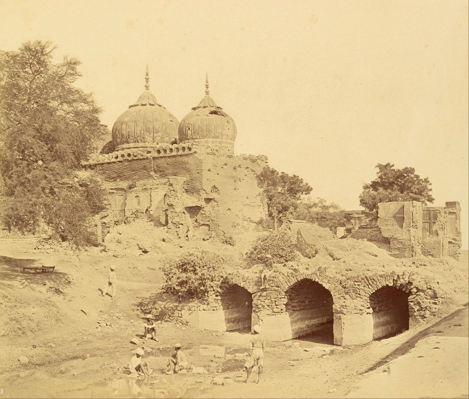 Felice Beato (British, born Italy - (Mosque near the Custom-house Battery) - Google Art Project