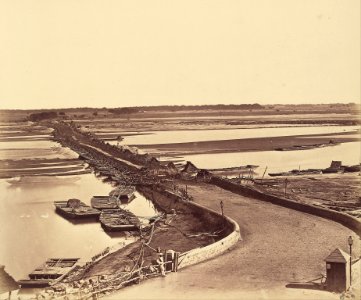 Felice Beato (British, born Italy - Bridge of Boats over the Jumna, Taken from Lulim Ghur - Google Art Project