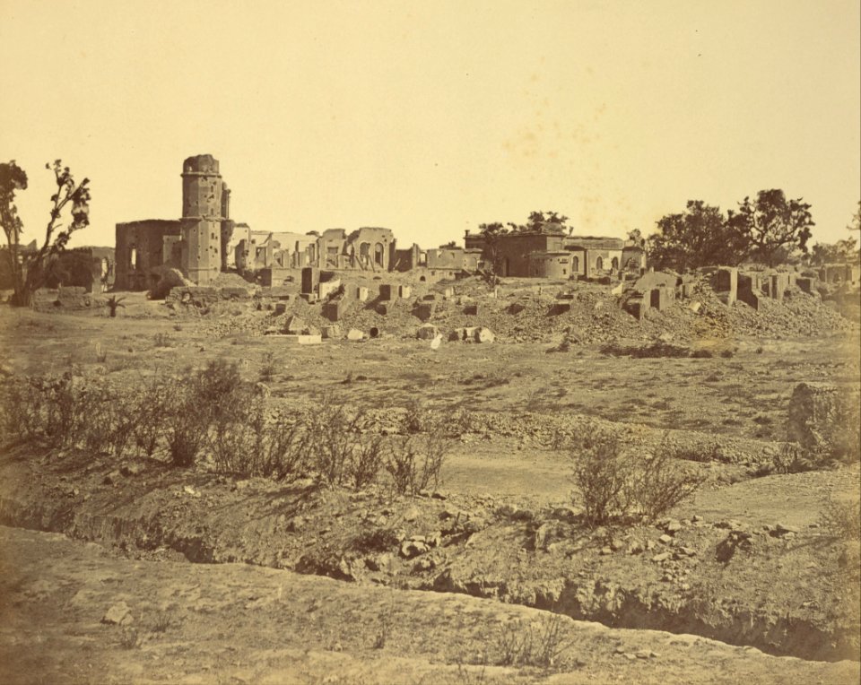Felice Beato (British, born Italy - (Ruins of the Residency on the Opposite Side of the Bailee Guard Gate) - Google Art Project