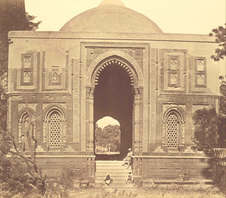 Felice Beato (British, born Italy - (Shrine - Alai Darwaza, Kootub) - Google Art Project