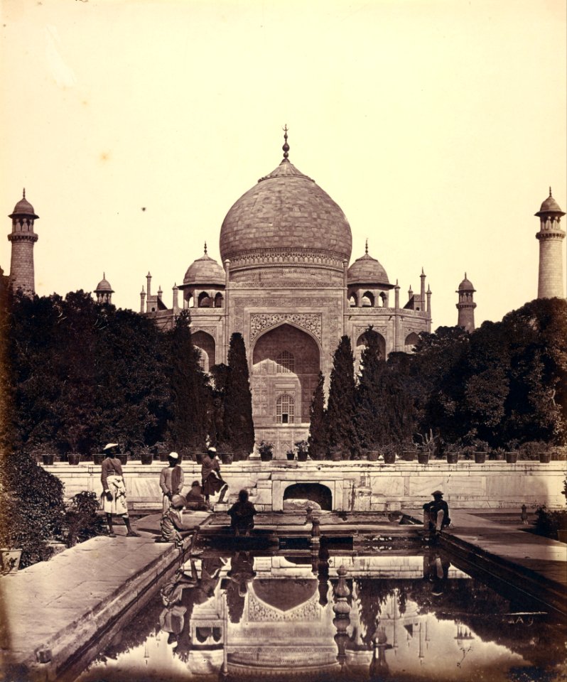Felice Beato (British, born Italy - The Taj Mahal with the Fountains - Google Art Project