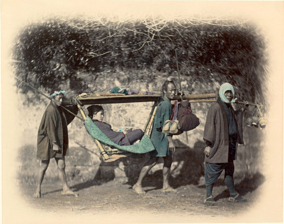 Felice Beato - Kango Bearers