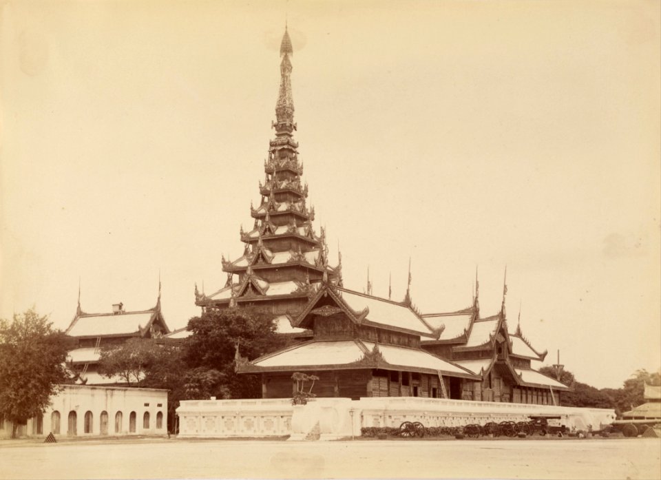 Felice Beato (British, born Italy - The Palace Mandalay (Centre of the Universe) - Google Art Project