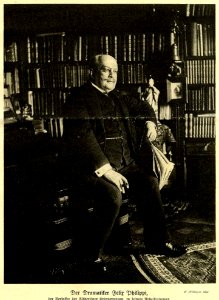 Felix Philippi in seinem Arbeitszimmer, c. 1914