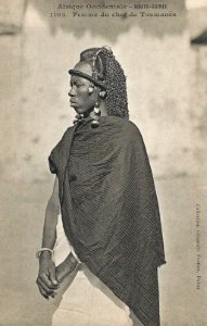 Femme du chef de Toumanéa (Guinée)
