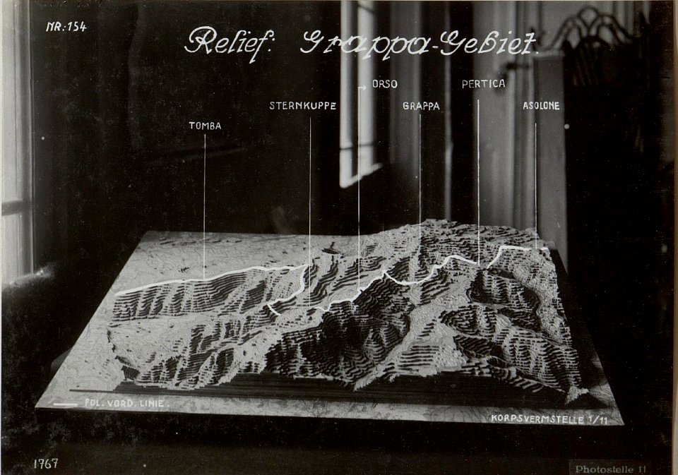 Feltre.Relief vom Grappa-Gebiet. (BildID 15647668)