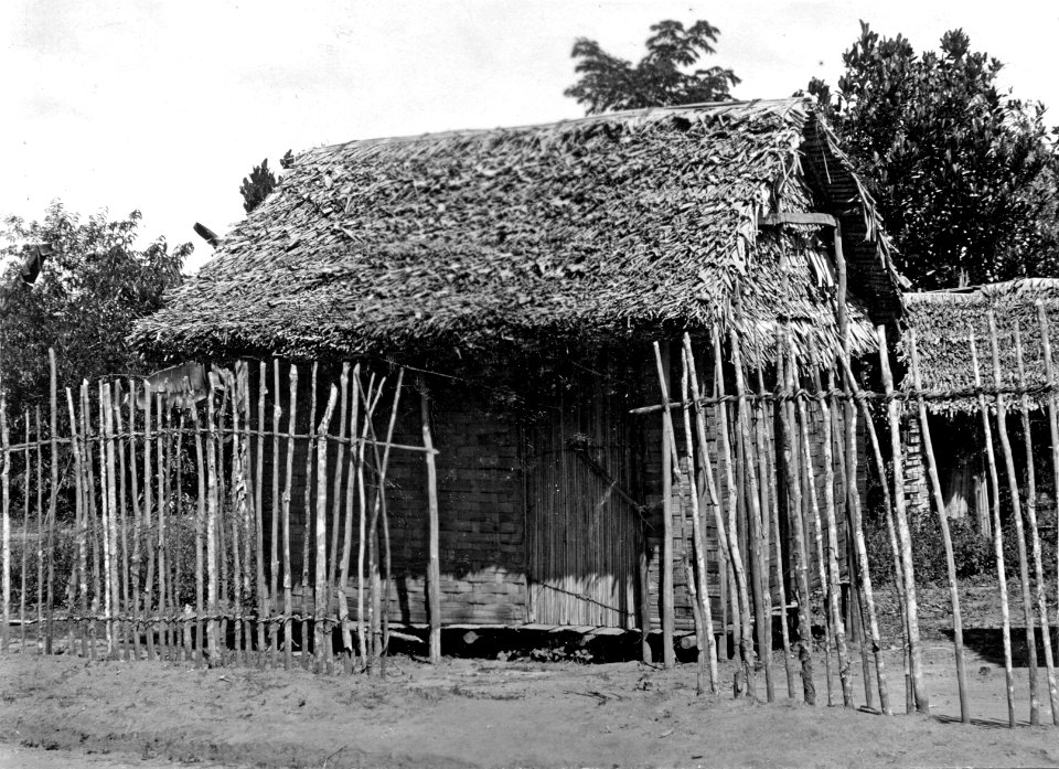 Fenerive, ö. Madagaskar. Betsinuisaraka-hydda. Fenerive - SMVK - 001734