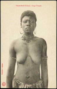 Femme Bavili Tchikaka - Congo Français 