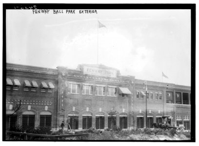 Fenway Ball Park - Exterior LCCN2014690719 photo