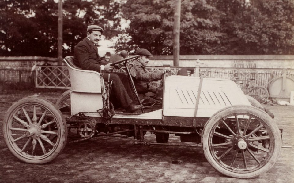 Fernand Gabriel vainqueur de la côte de Château-Thierry 1902 sur Mors I 60 hp