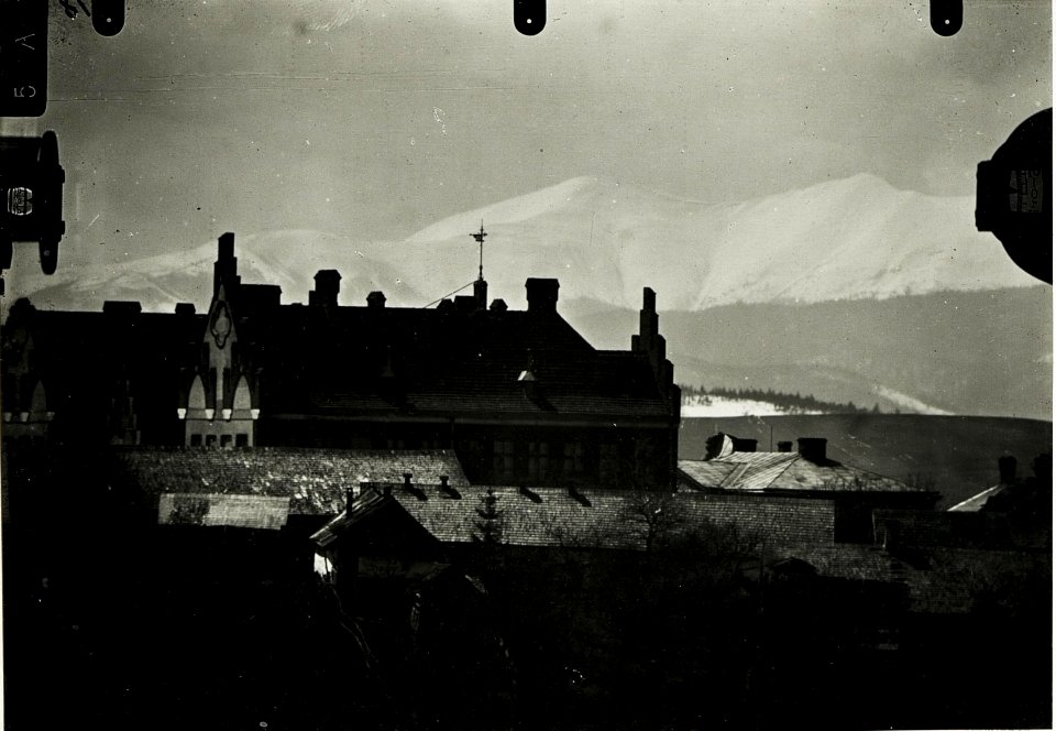 Fernaufnahme der Siwula von Bania aus, 30.April 1917. (BildID 15590506)