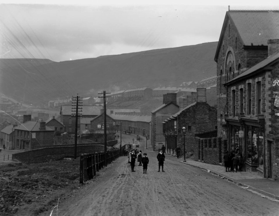 Ferndale Road, Llewellyn St, Tylorstown, Rhondda Valley (4785896)