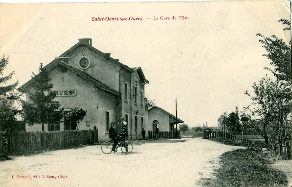 Ferrand - Saint-Genix-sur-Guers - La Gare de l'Est