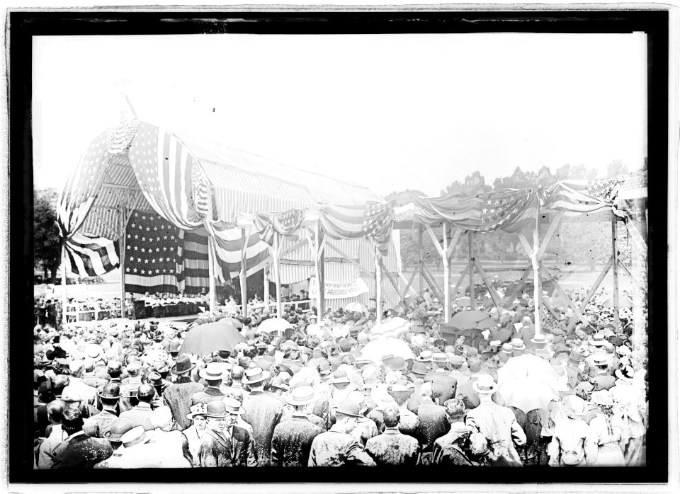 Field Move, 1917, (Wash., D.C.) LCCN2016850978