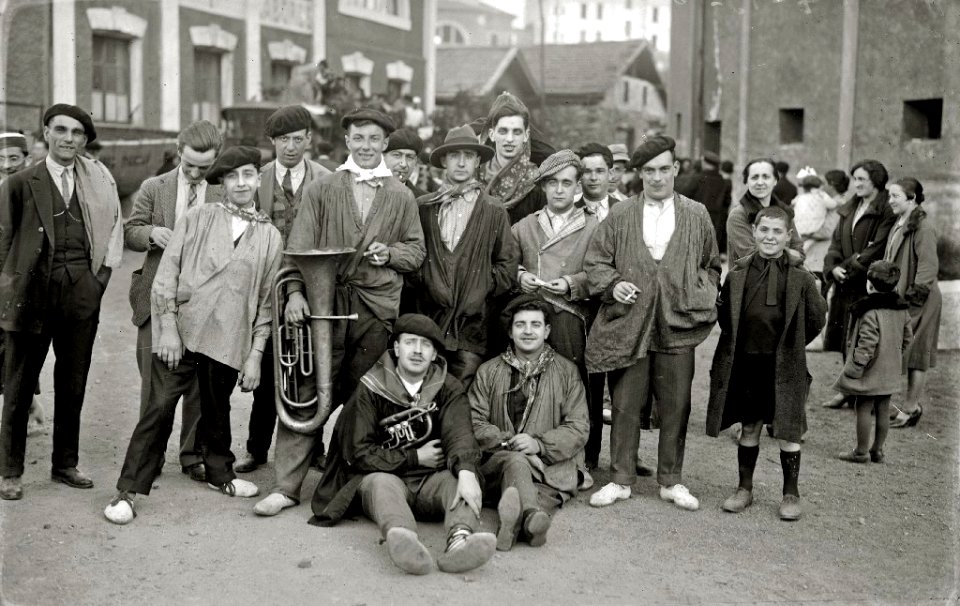 Fiestas de carnaval en Tolosa (13 de 22) - Fondo Car-Kutxa Fototeka
