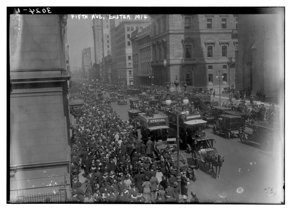Fifth Ave., Easter, 1914 LCCN2014695735