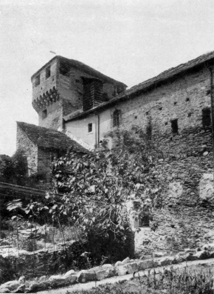 Fig 141, castello di vogogna, interno, p221, foto nigra, nigra il novarese
