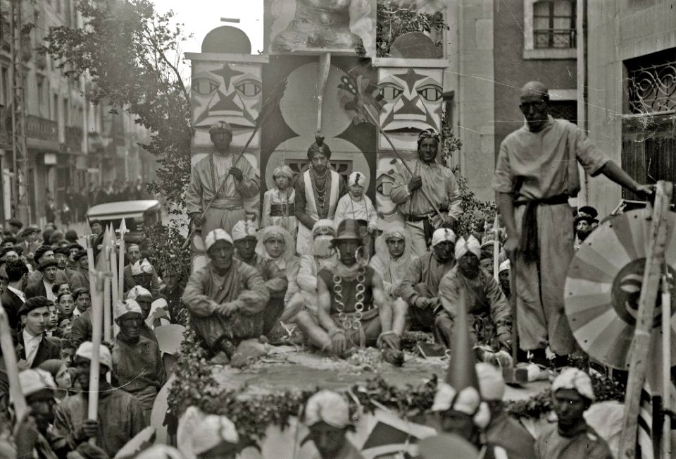 Fiestas del carnaval en Tolosa (2 de 18) - Fondo Car-Kutxa Fototeka