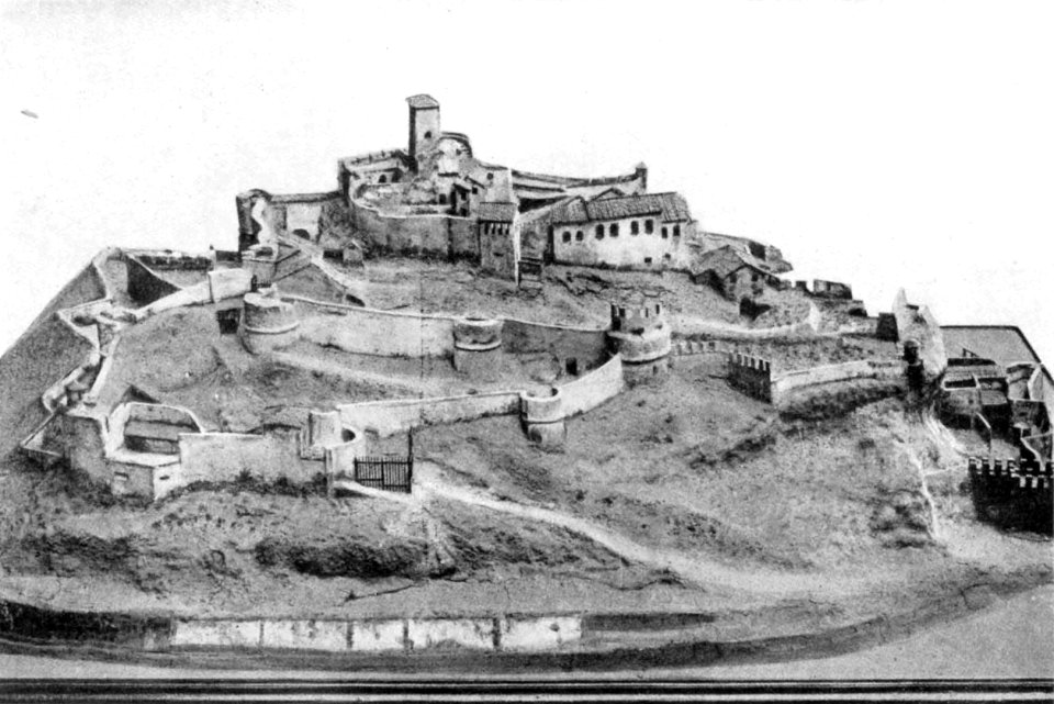 Fig 132, rocca d arona, plastico esistente all Isolabella, p214, foto Nigra, nigra il novarese