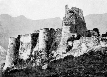 Fig 48, rocca di vogogna, fronte a levante, p158, foto nigra, nigra il novarese