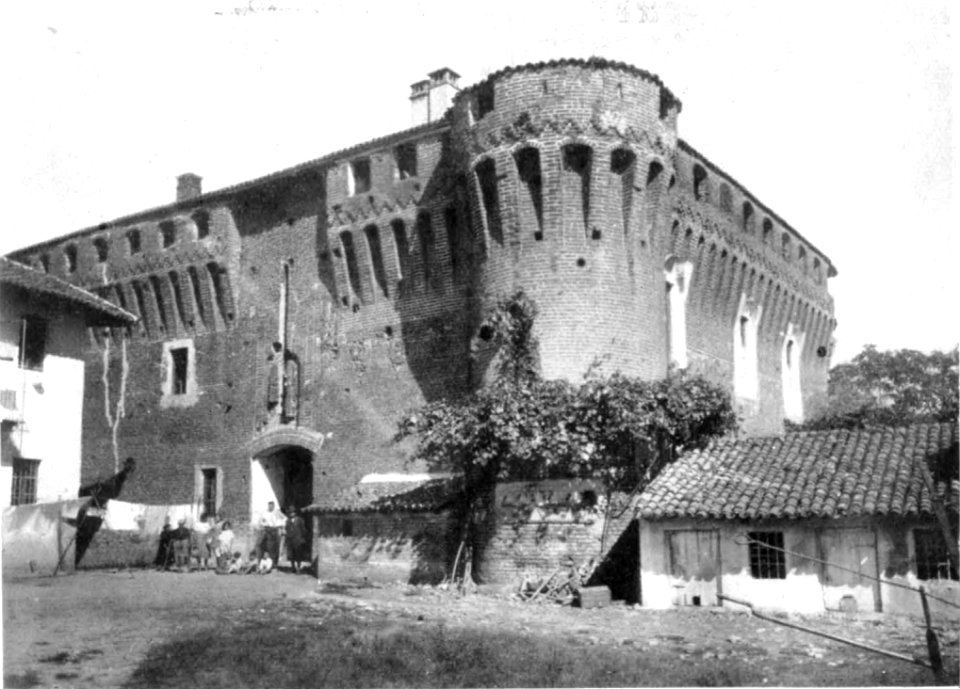 Fig 110, castello di proh, angolo sud ovest, p198, foto nigra, nigra il novarese