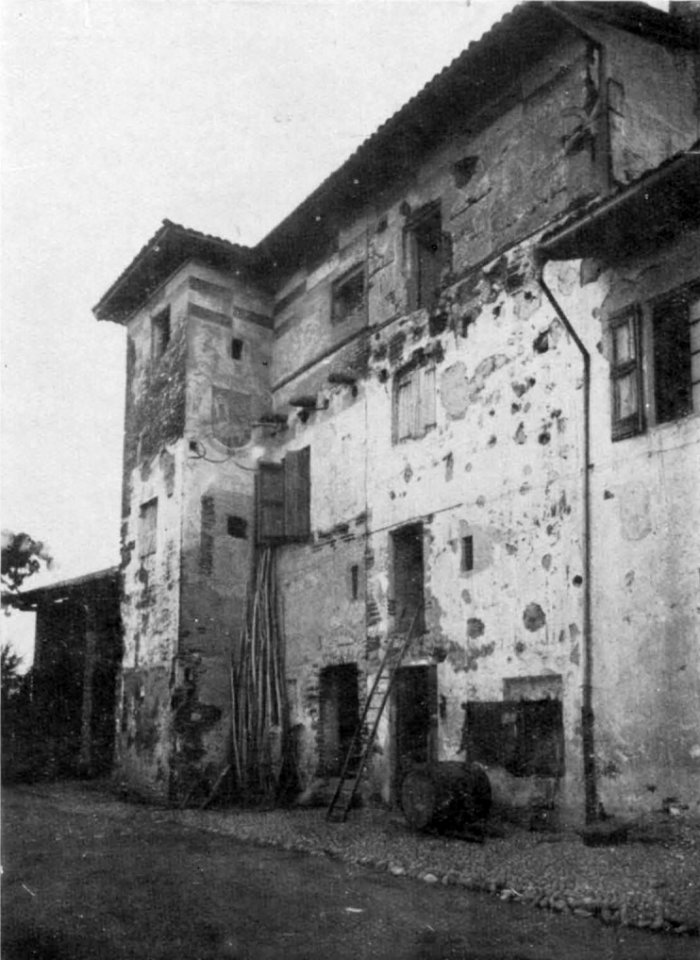 Fig 130, castello di pombia del sec XVI, fronte ovest, p212, foto nigra, nigra il novarese copia