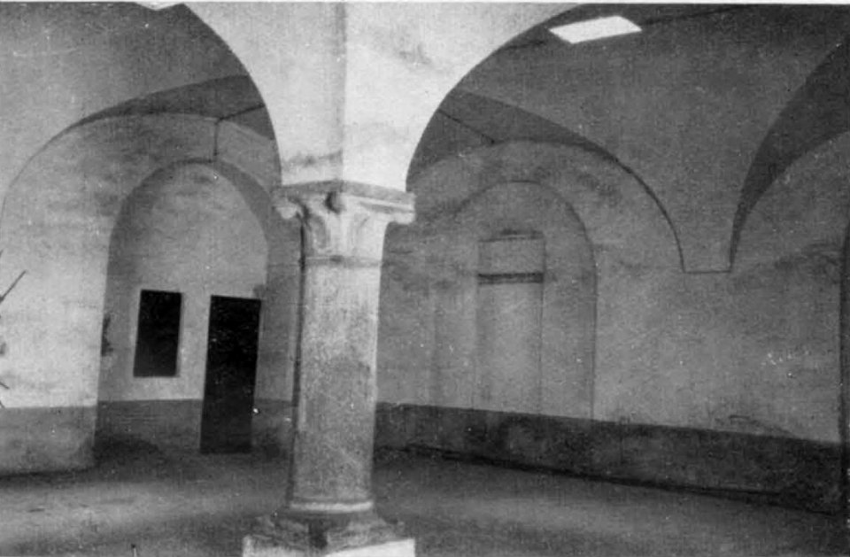 Fig 96, castello di briona, sotterraneo sotto il cortile, p190, foto nigra, nigra il novarese