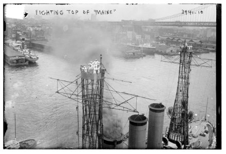 Fighting top of MAINE LCCN2014702405
